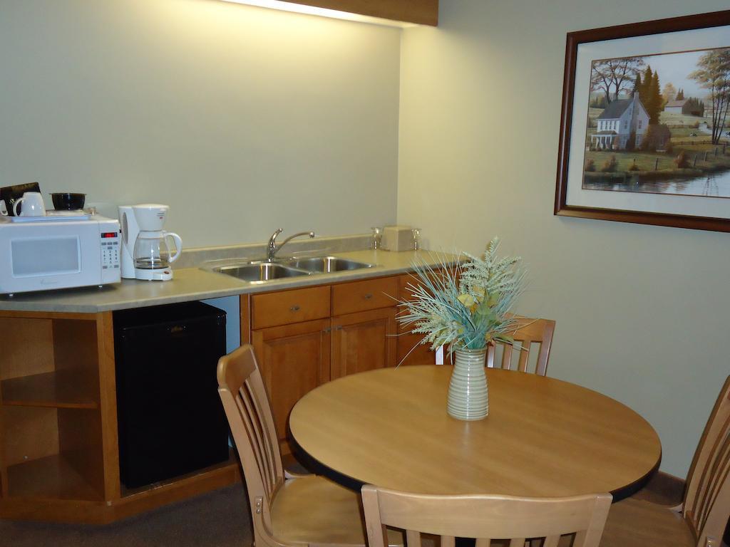 Auberge Bouctouche Inn & Suites Zewnętrze zdjęcie