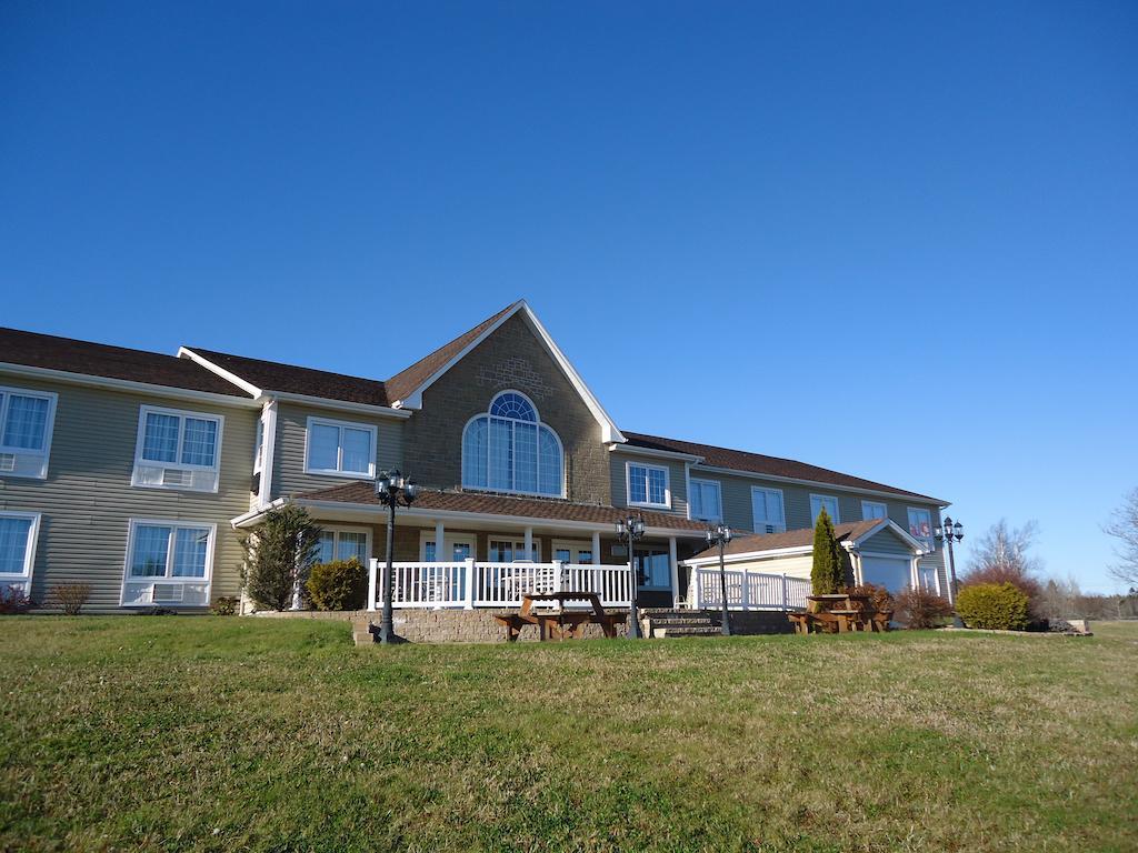 Auberge Bouctouche Inn & Suites Zewnętrze zdjęcie