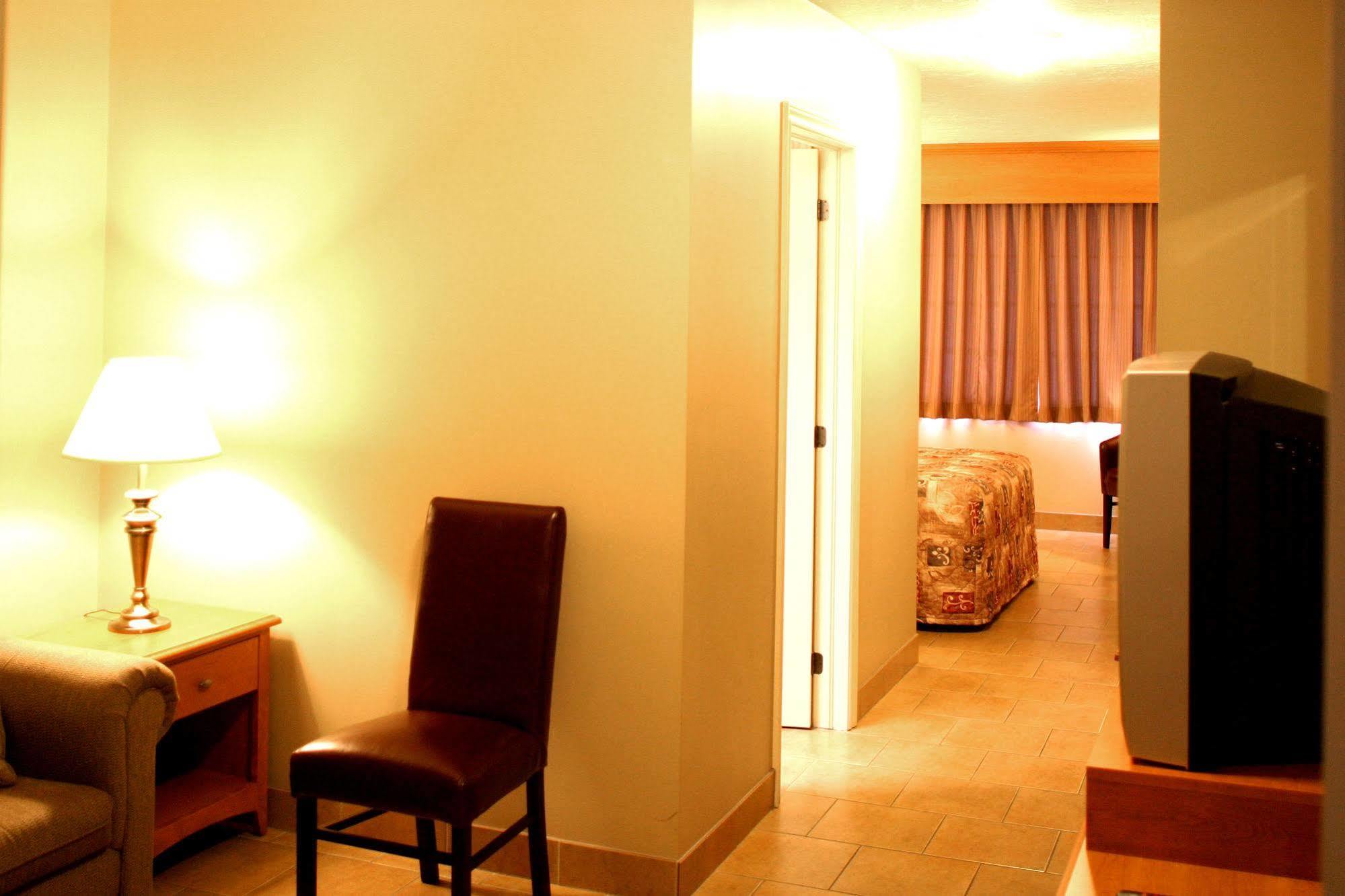 Auberge Bouctouche Inn & Suites Zewnętrze zdjęcie
