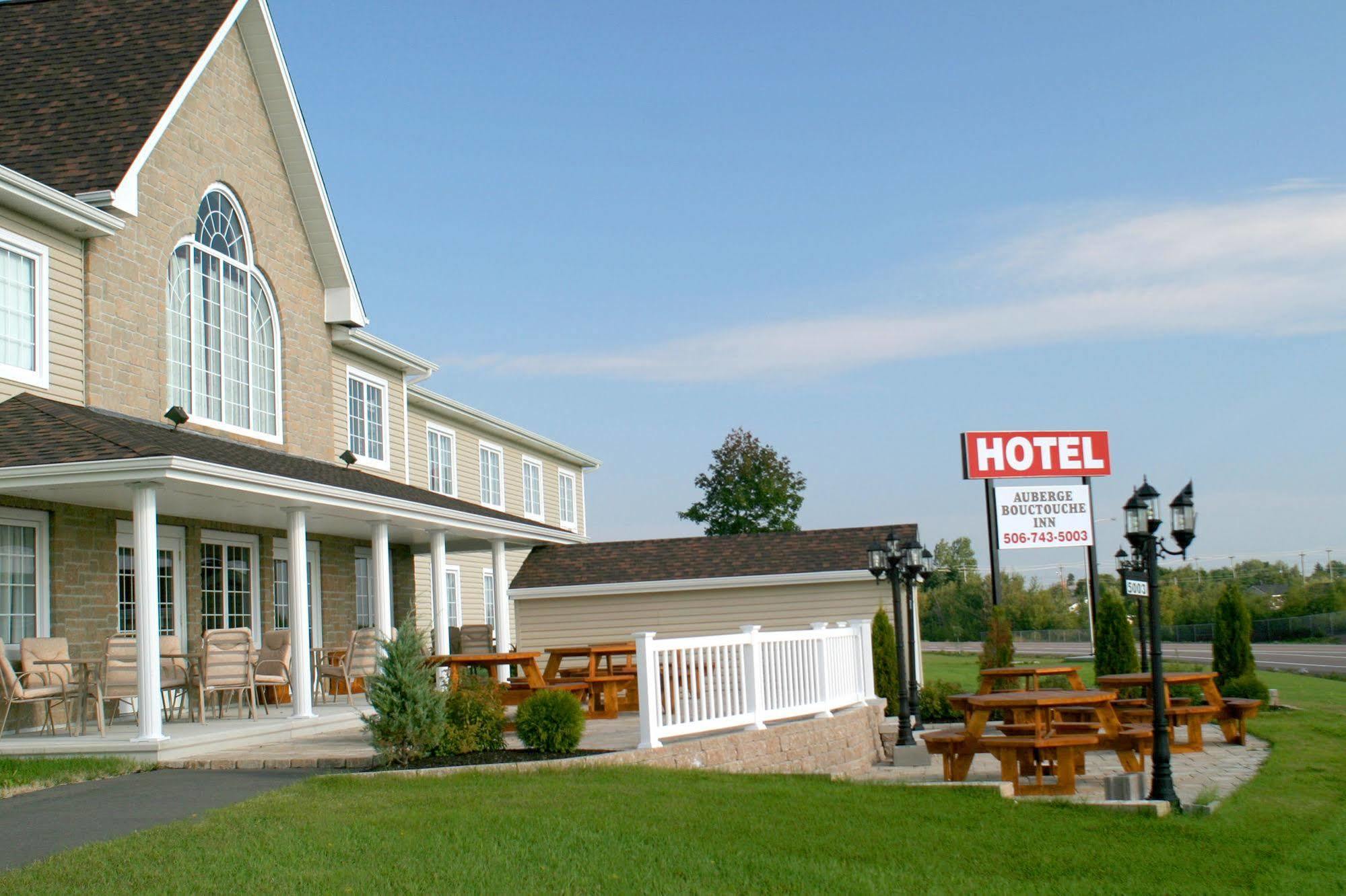 Auberge Bouctouche Inn & Suites Zewnętrze zdjęcie